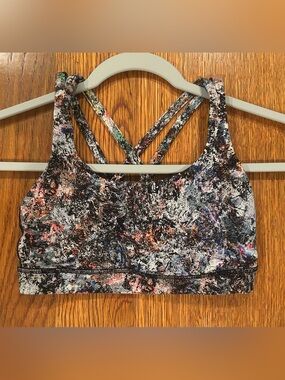 Lululemon athletica Energy Bra - Size 4